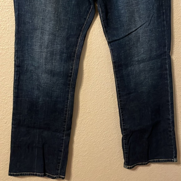Levi’s 545 low boot cut women’s jeans - Picture 3 of 7